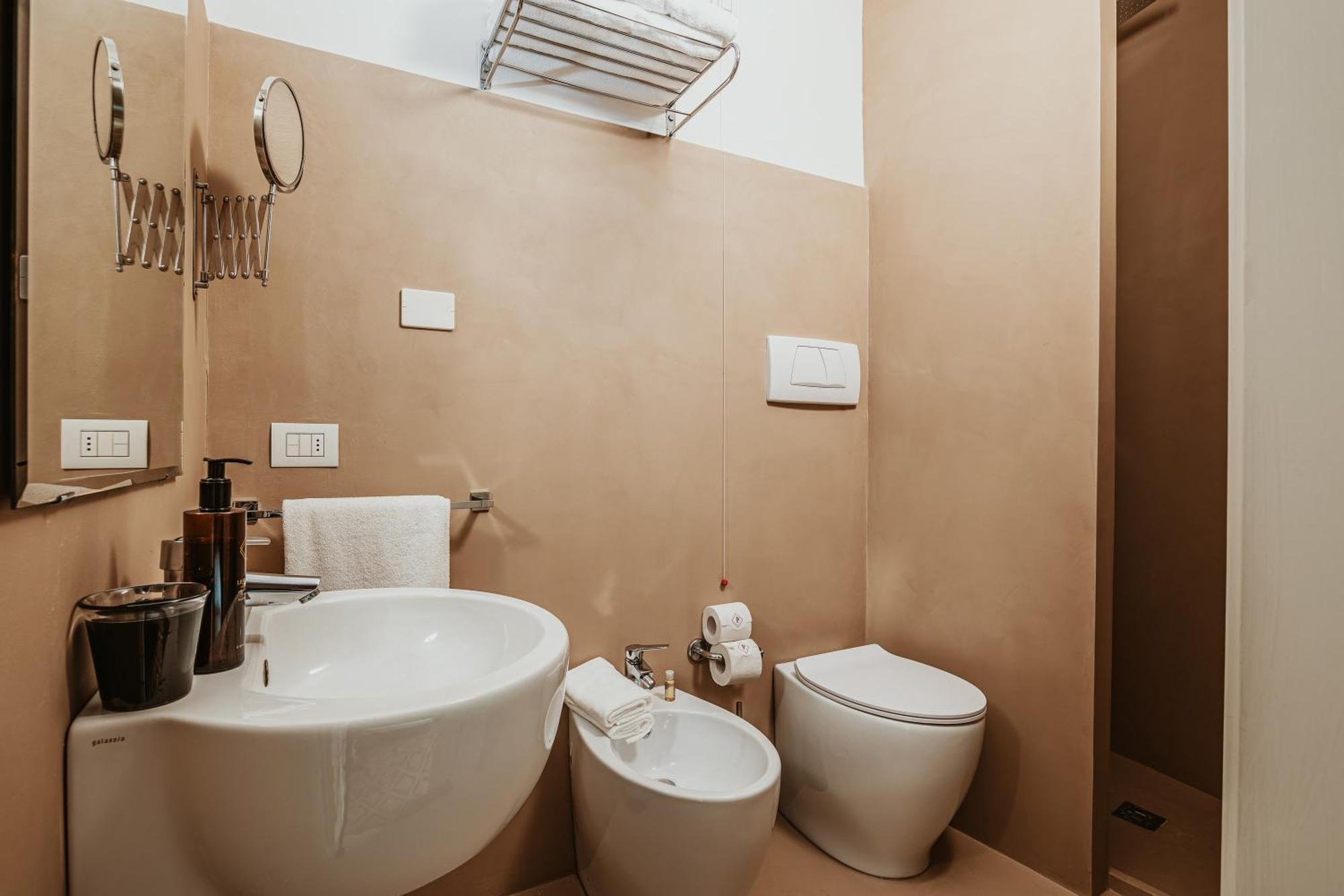 Palazzo Flora Gasthof 3*
